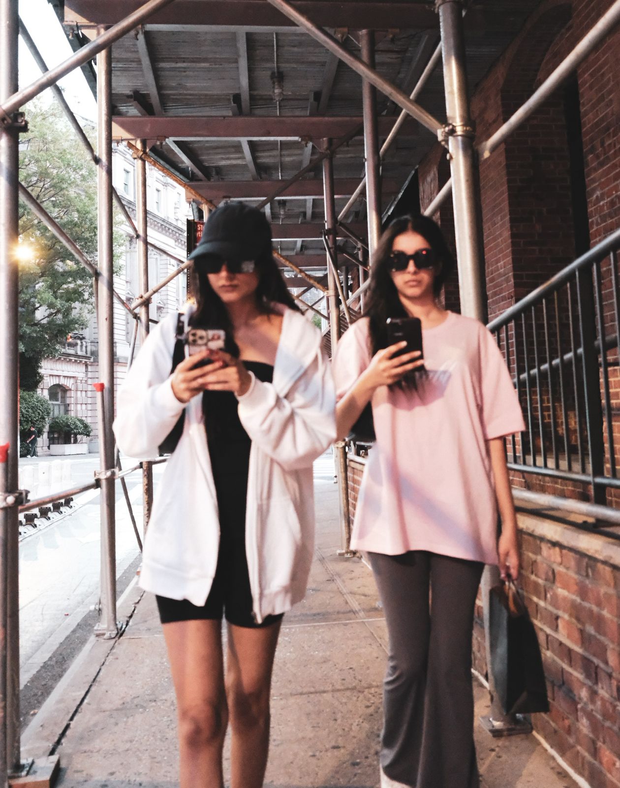 Urban Snow - Unisex Zip Hoodie